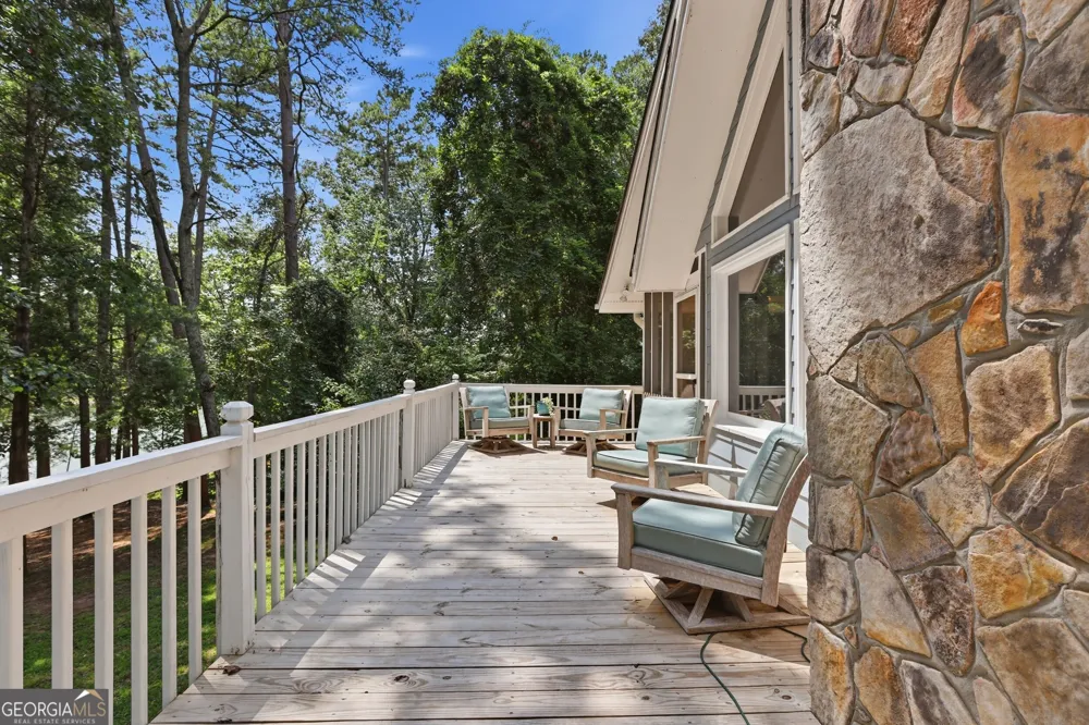 675 Currahee Ridge RD Toccoa, GA 30577