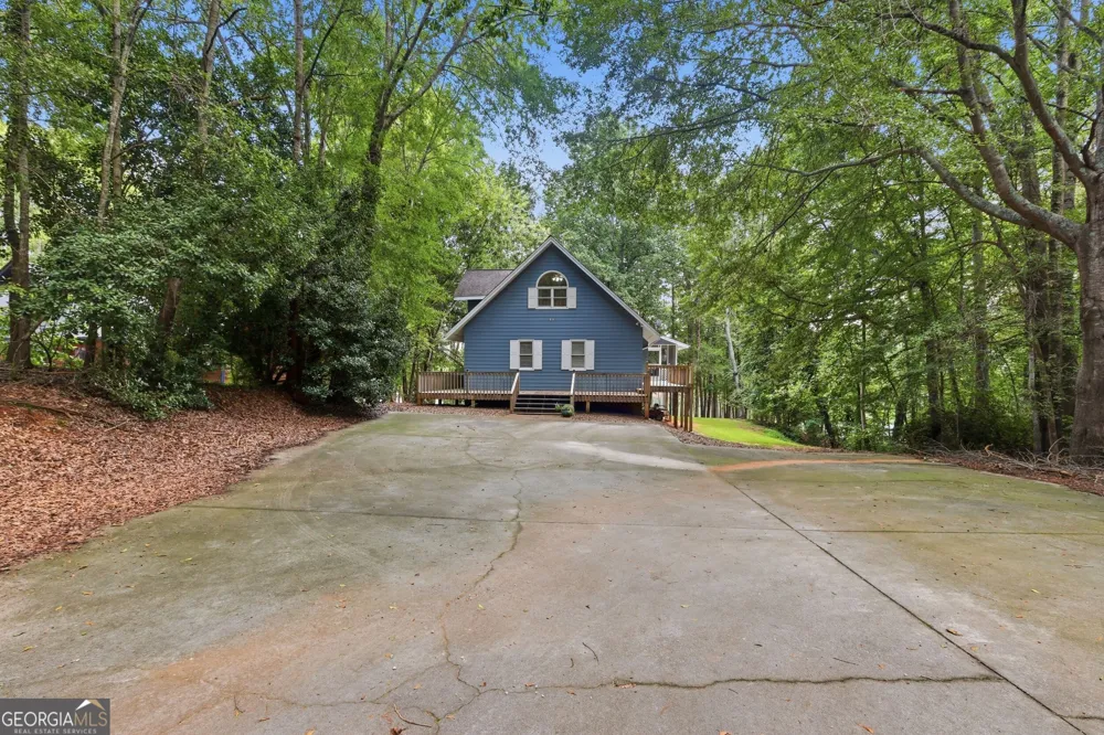 675 Currahee Ridge RD Toccoa, GA 30577
