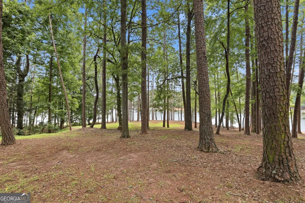 675 Currahee Ridge RD Toccoa, GA 30577
