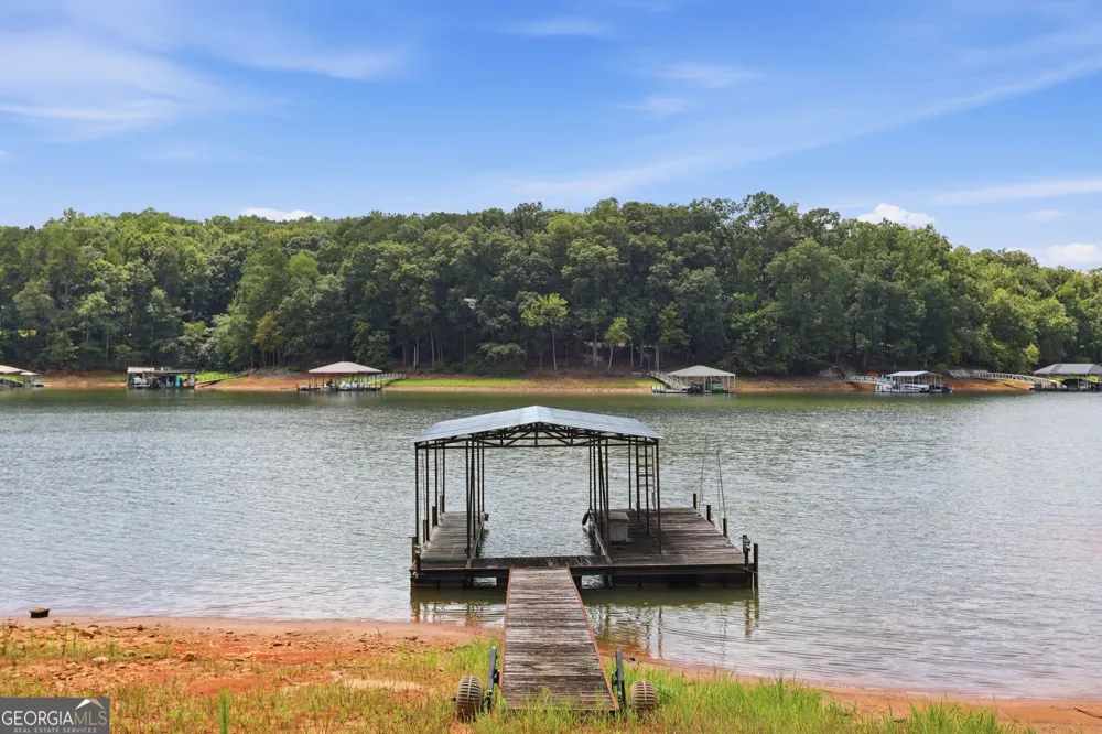 675 Currahee Ridge RD Toccoa, GA 30577