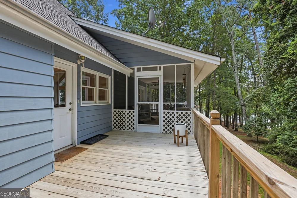 675 Currahee Ridge RD Toccoa, GA 30577