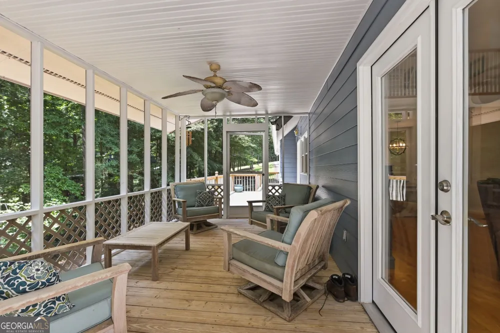 675 Currahee Ridge RD Toccoa, GA 30577