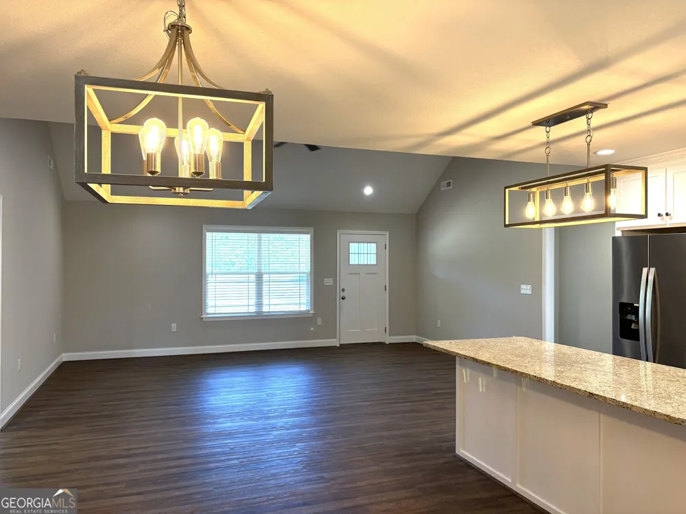 221 Buckingham Parc CIR East Dublin, GA 31027