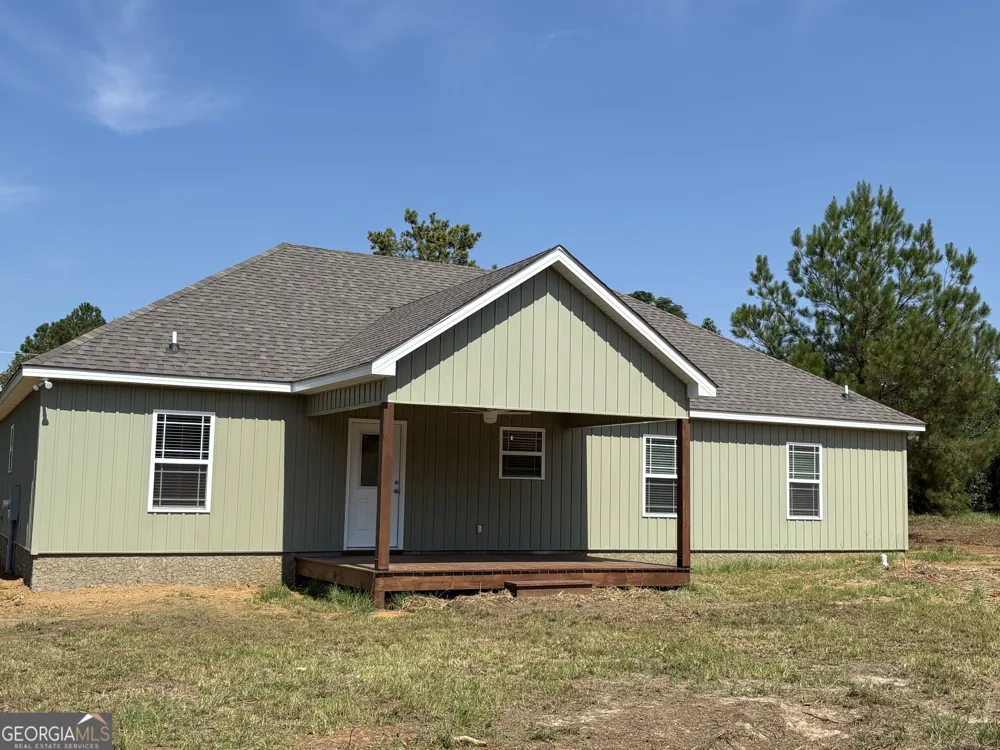 221 Buckingham Parc CIR East Dublin, GA 31027