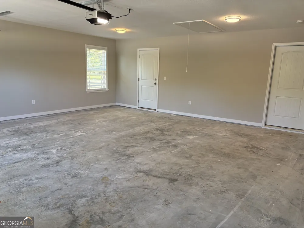 221 Buckingham Parc CIR East Dublin, GA 31027