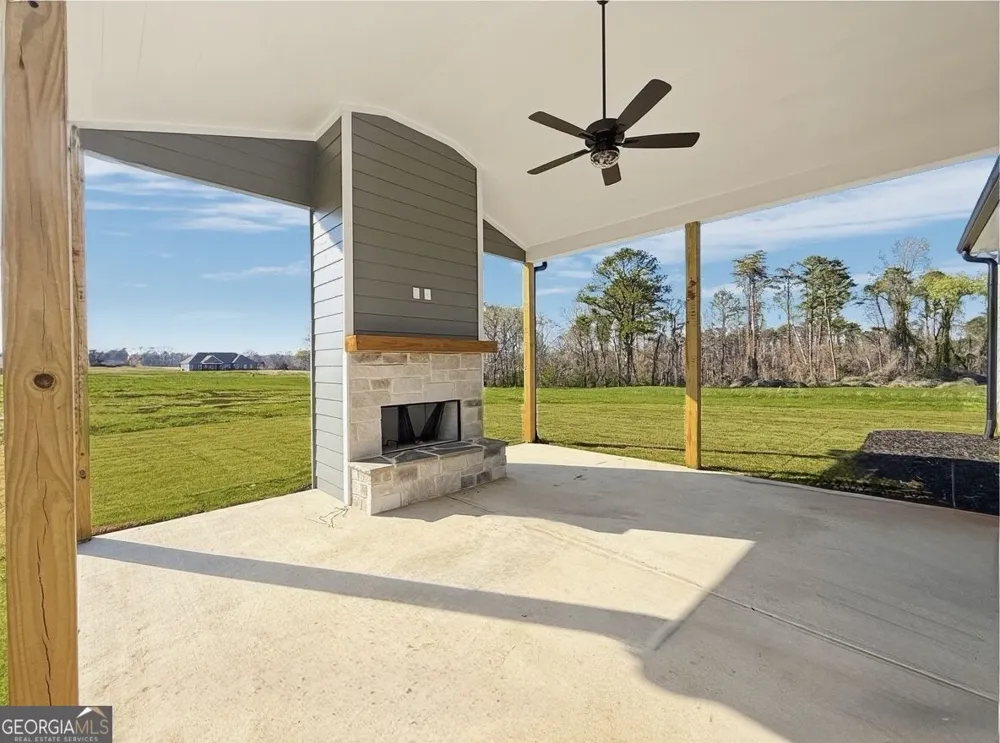 131 Palisade DR Rydal, GA 30171