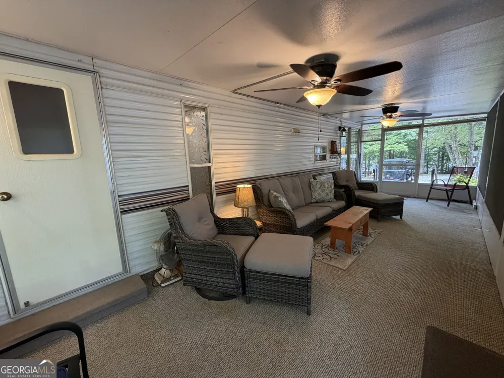 66 Maple Wood LN Cleveland, GA 30528