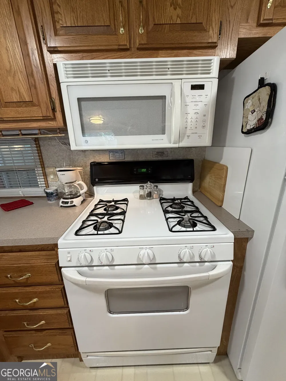 66 Maple Wood LN Cleveland, GA 30528