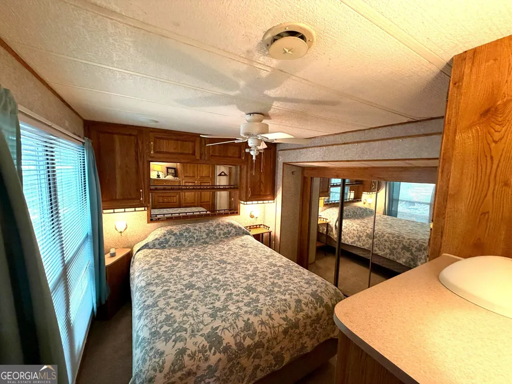 66 Maple Wood LN Cleveland, GA 30528