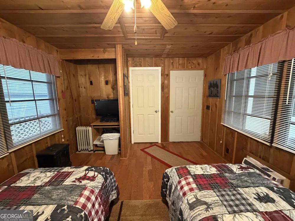 66 Maple Wood LN Cleveland, GA 30528