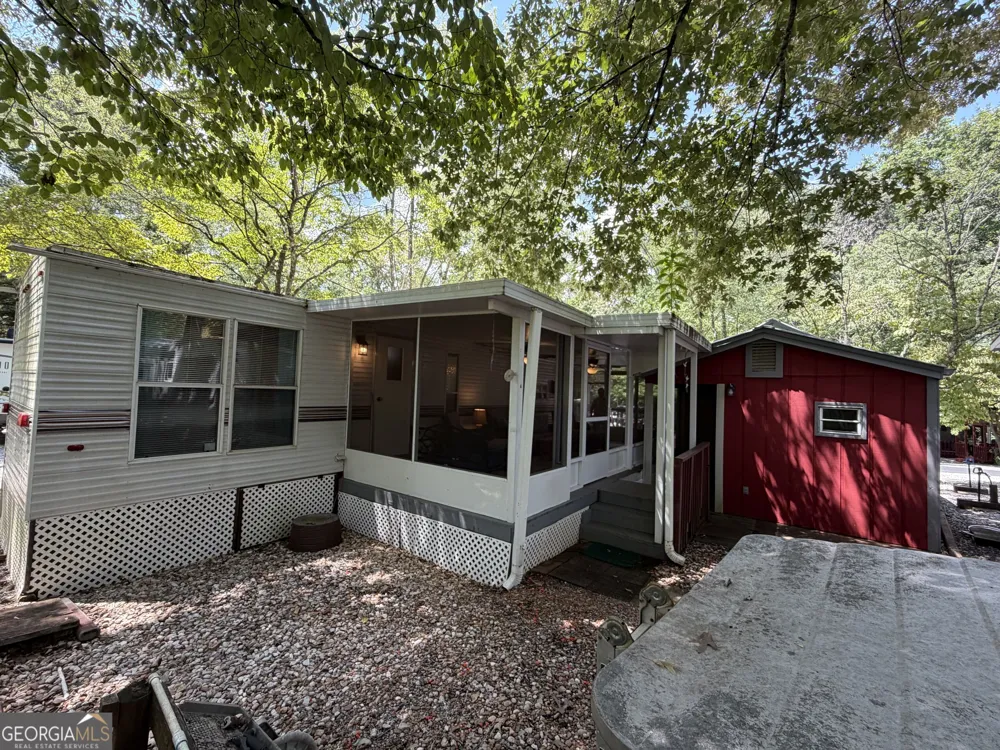 66 Maple Wood LN Cleveland, GA 30528