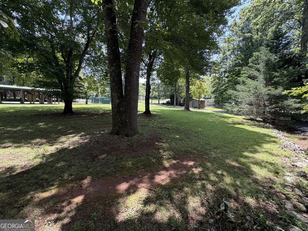 66 Maple Wood LN Cleveland, GA 30528