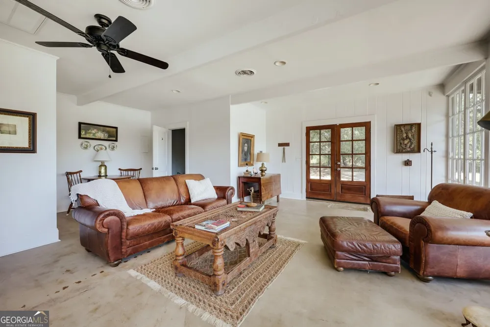 190 Lakewood DR Athens, GA 30605