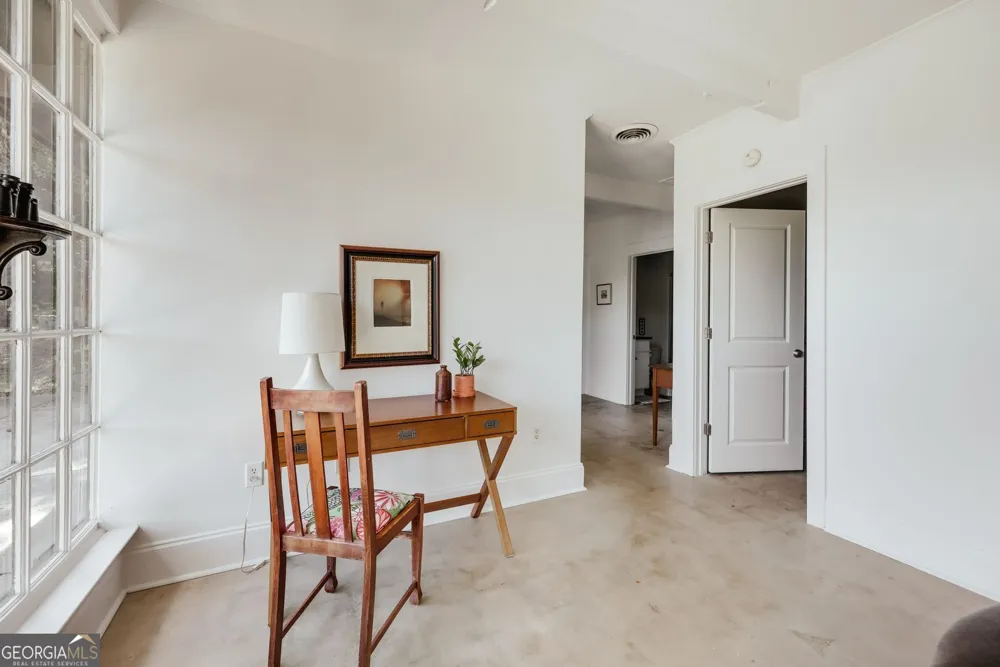 190 Lakewood DR Athens, GA 30605