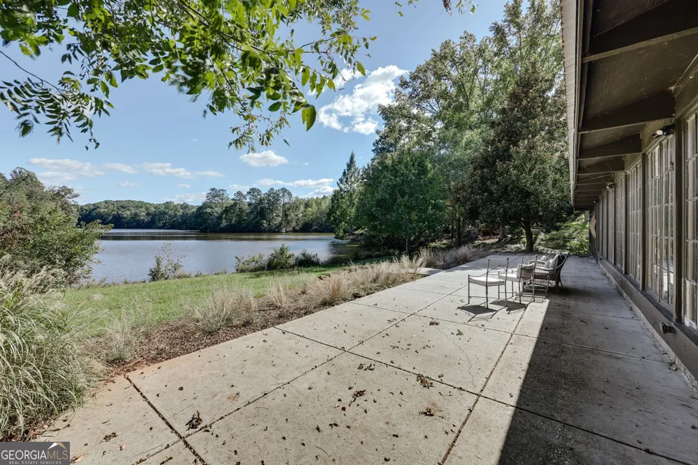 190 Lakewood DR Athens, GA 30605