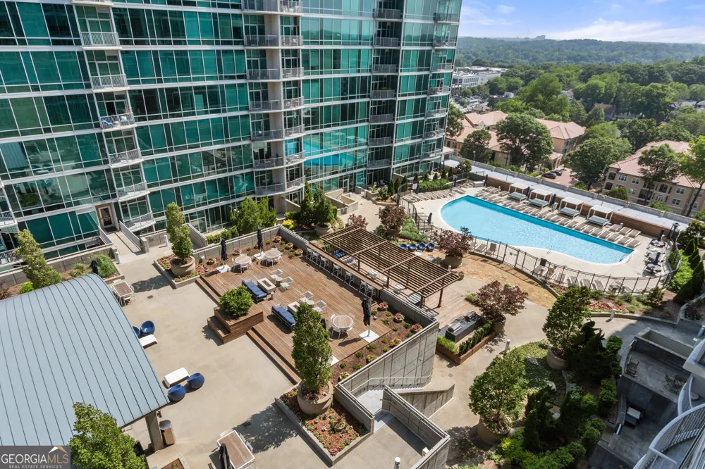 923 Peachtree ST NE Atlanta, GA 30309