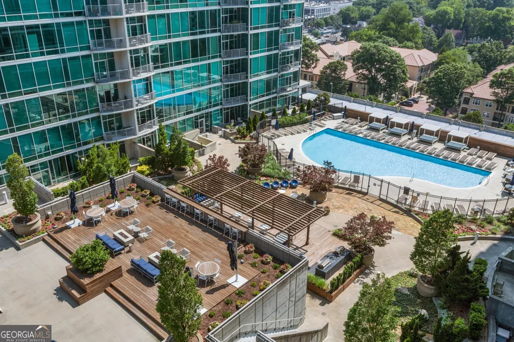 923 Peachtree ST NE Atlanta, GA 30309