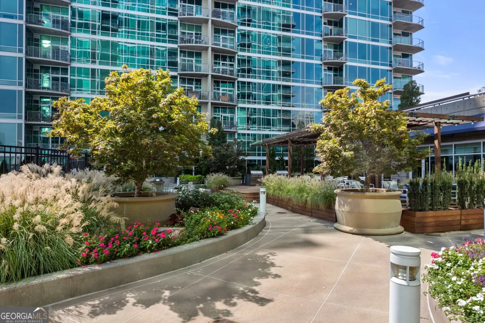 923 Peachtree ST NE Atlanta, GA 30309