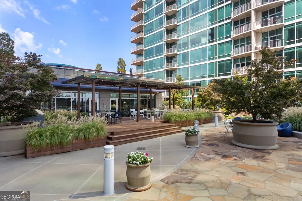 923 Peachtree ST NE Atlanta, GA 30309