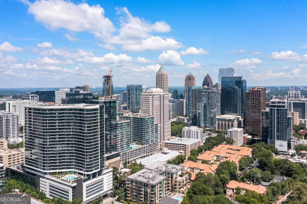 923 Peachtree ST NE Atlanta, GA 30309