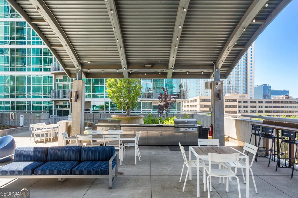 923 Peachtree ST NE Atlanta, GA 30309