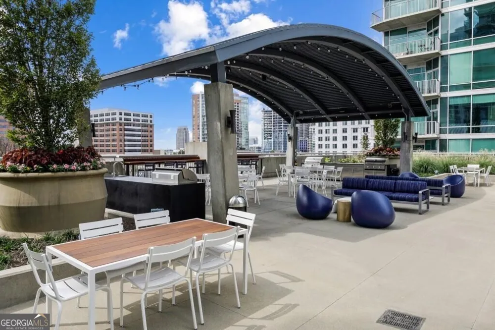 923 Peachtree ST NE Atlanta, GA 30309