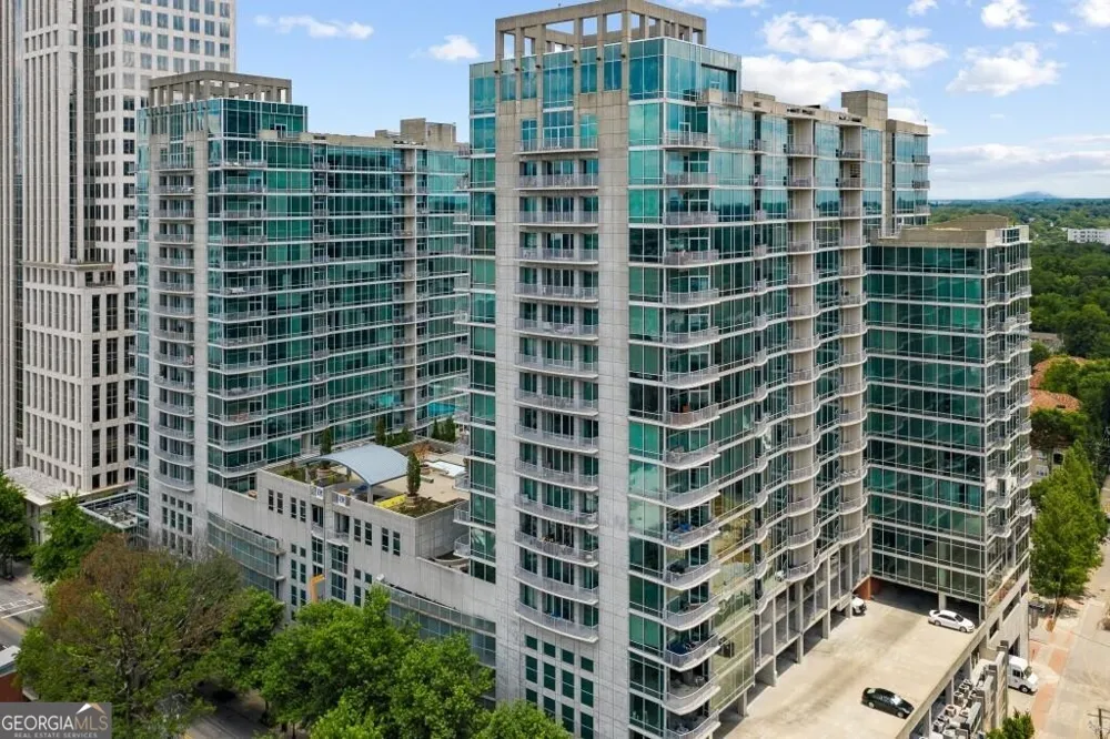 923 Peachtree ST NE Atlanta, GA 30309