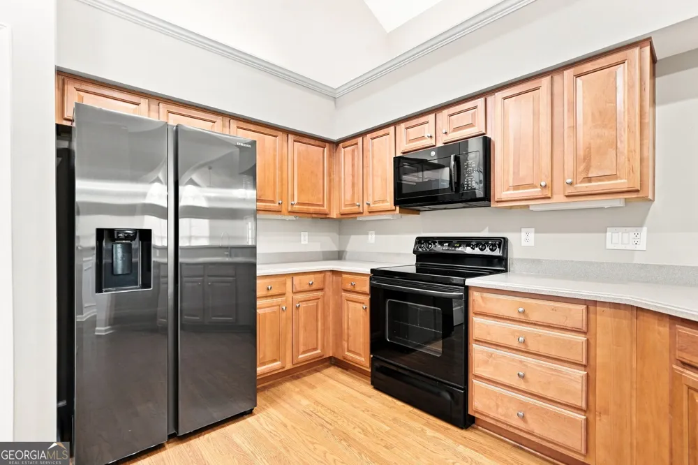 3204 Village LN Roswell, GA 30075