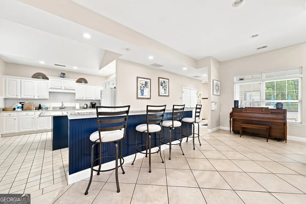 3204 Village LN Roswell, GA 30075