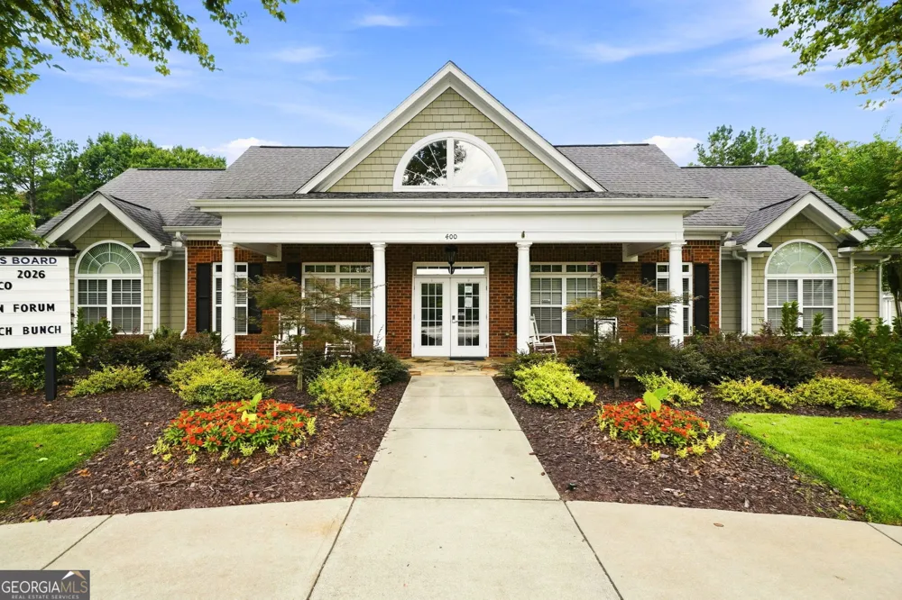 3204 Village LN Roswell, GA 30075
