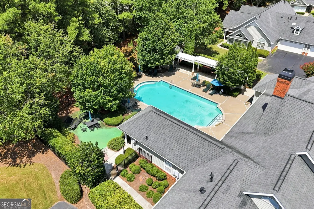 3204 Village LN Roswell, GA 30075