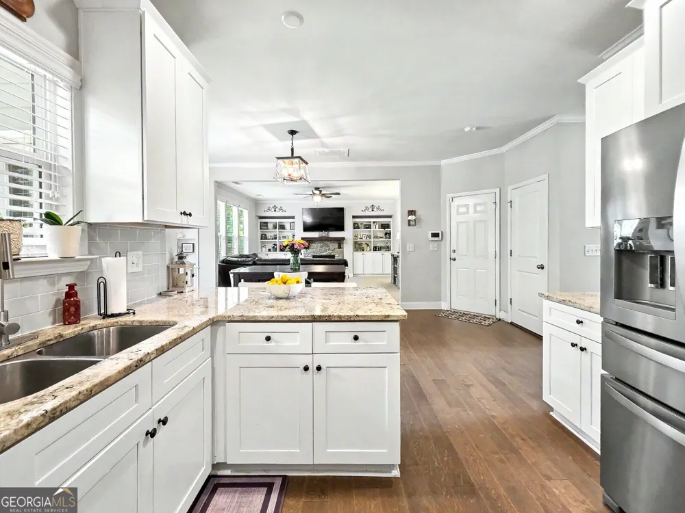 73 Lilyfield LN Acworth, GA 30101