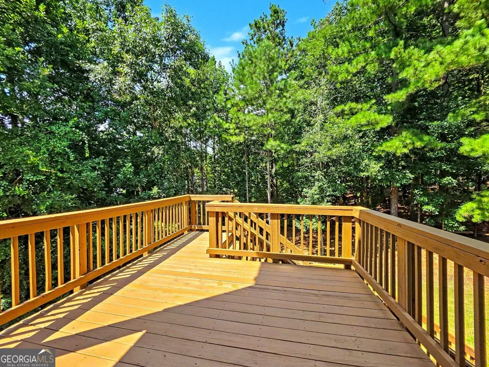 73 Lilyfield LN Acworth, GA 30101