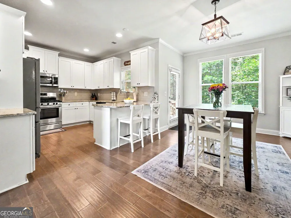73 Lilyfield LN Acworth, GA 30101