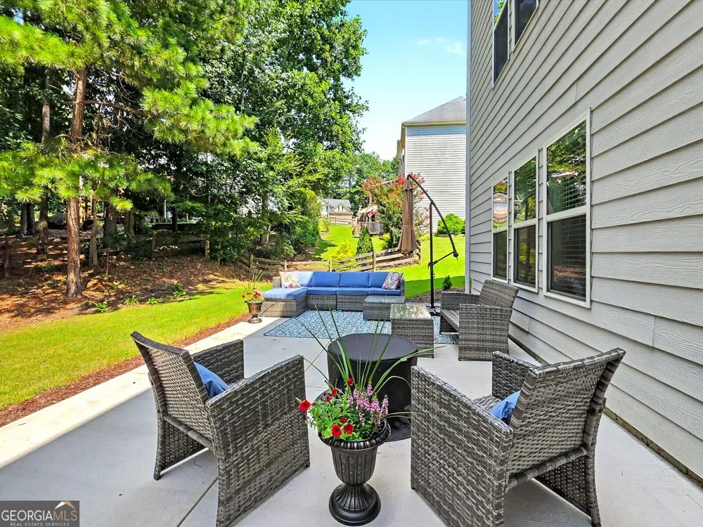 73 Lilyfield LN Acworth, GA 30101