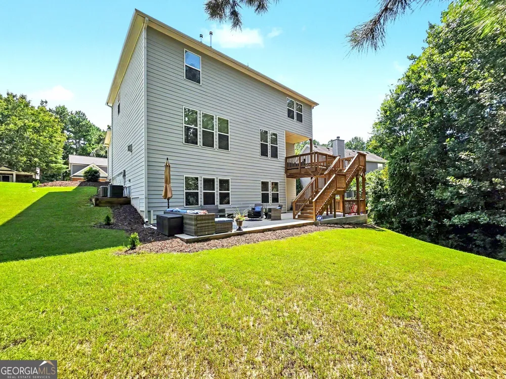 73 Lilyfield LN Acworth, GA 30101