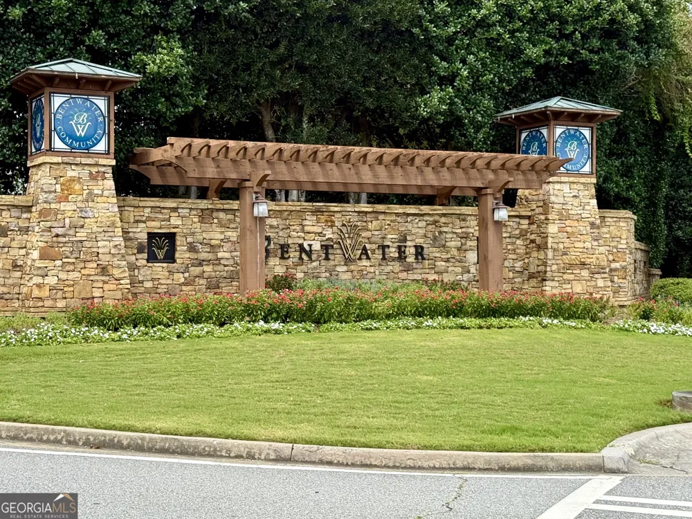 73 Lilyfield LN Acworth, GA 30101