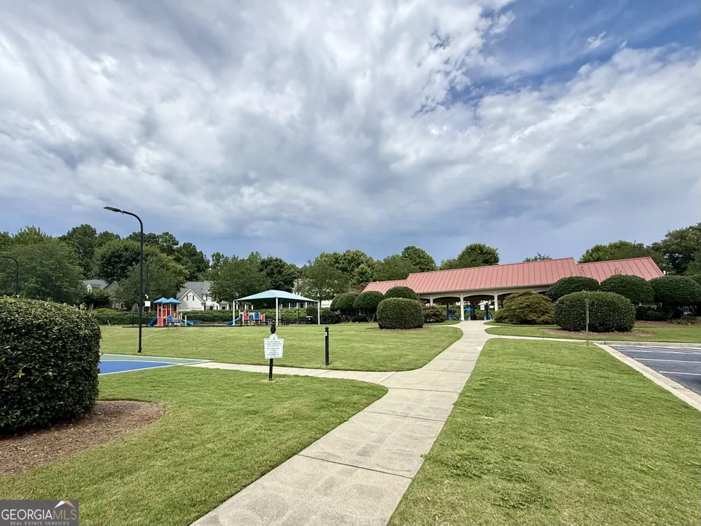 73 Lilyfield LN Acworth, GA 30101