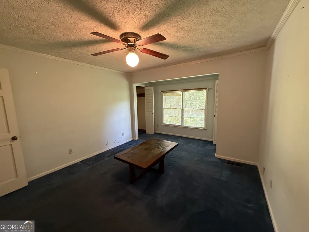 135 Kennesaw DR Thomaston, GA 30286