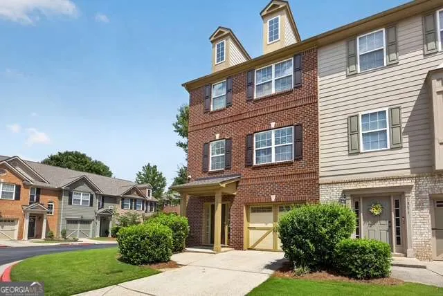 1369 Dolcetto TRCE NW Kennesaw, GA 30152