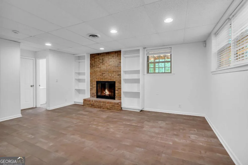 6193 Pine LN Douglasville, GA 30135