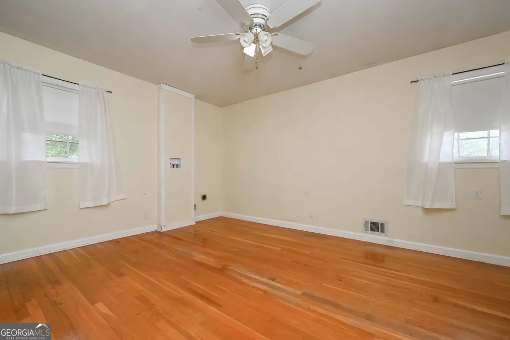 2484 SW Northview DR Austell, GA 30106
