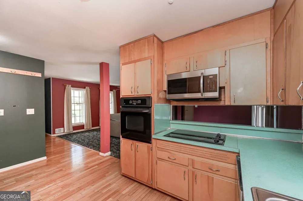 2484 SW Northview DR Austell, GA 30106