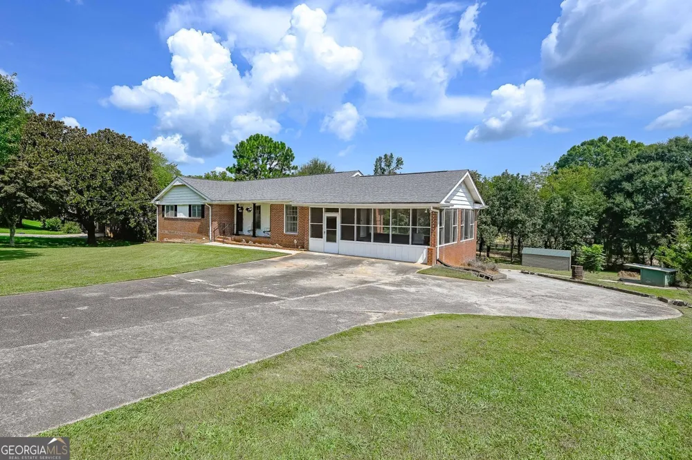 2484 SW Northview DR Austell, GA 30106