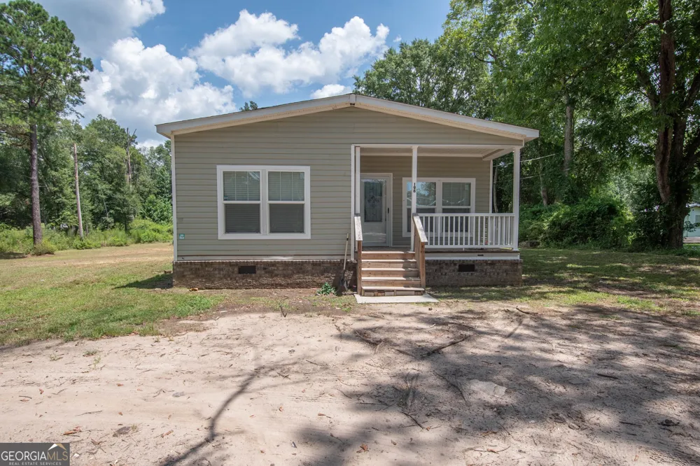 196 Dogwood Lane Woodbury, GA 30293