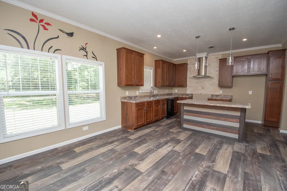196 Dogwood Lane Woodbury, GA 30293