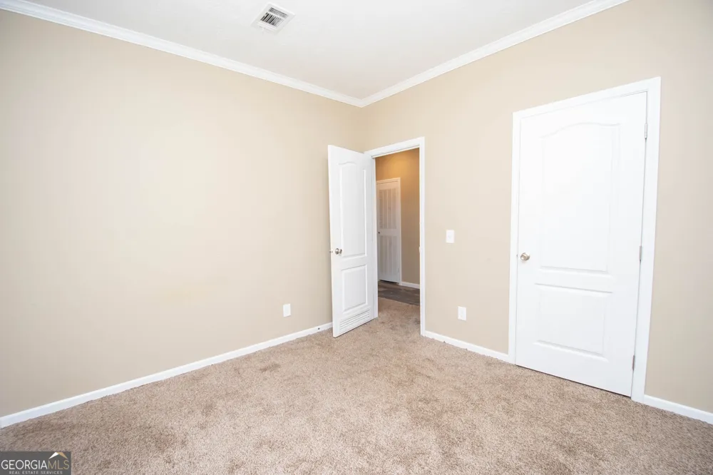 196 Dogwood Lane Woodbury, GA 30293