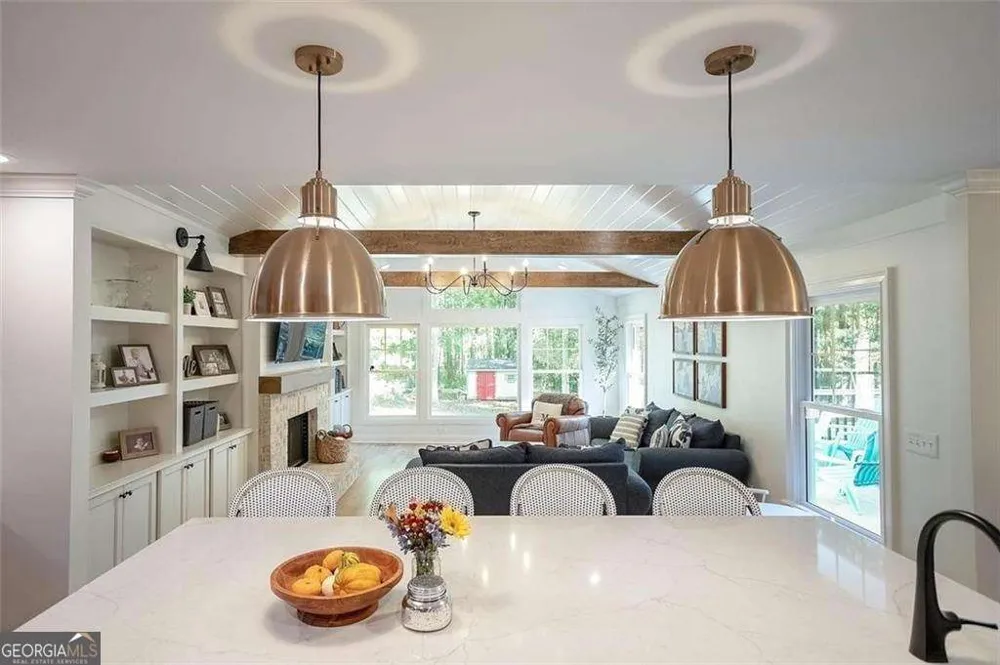 283 Northgate TRCE Roswell, GA 30075