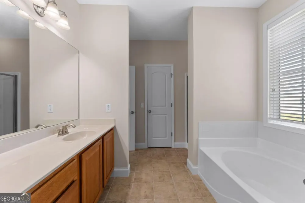 35 Applewood LN Taylorsville, GA 30178