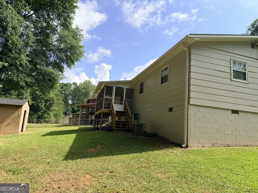 7132 Green Acres CT SW Covington, GA 30014